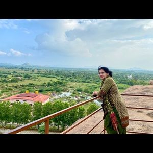 Meet your Posher, Bharati